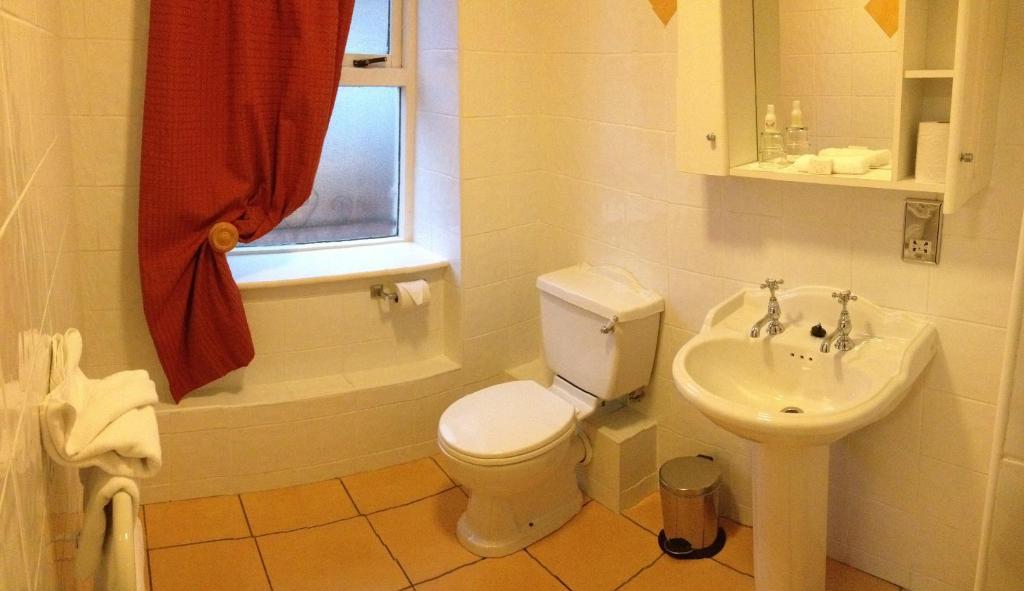 Virginia'S Guesthouse Kenmare Oda fotoğraf